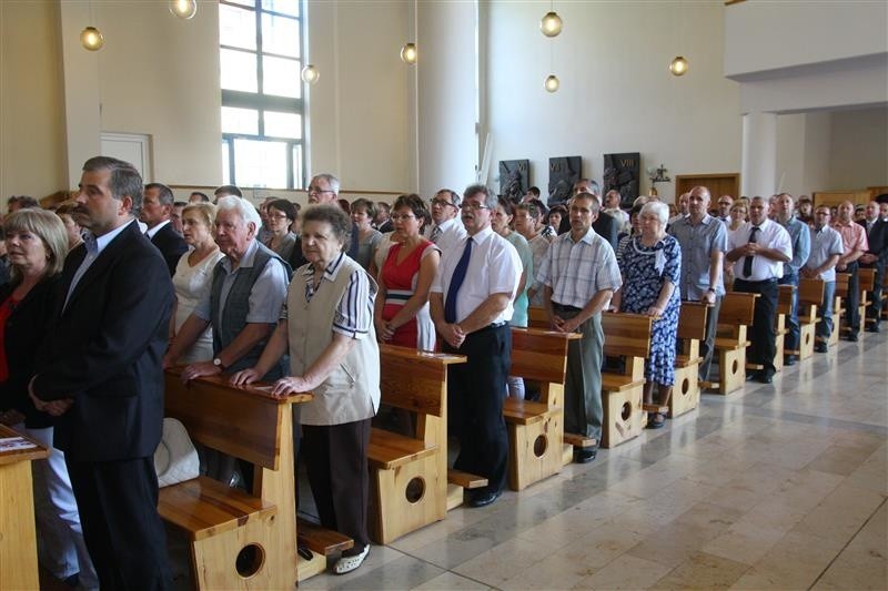 Ponad 800 par wypełniło kościół seminaryjny w Opolu.