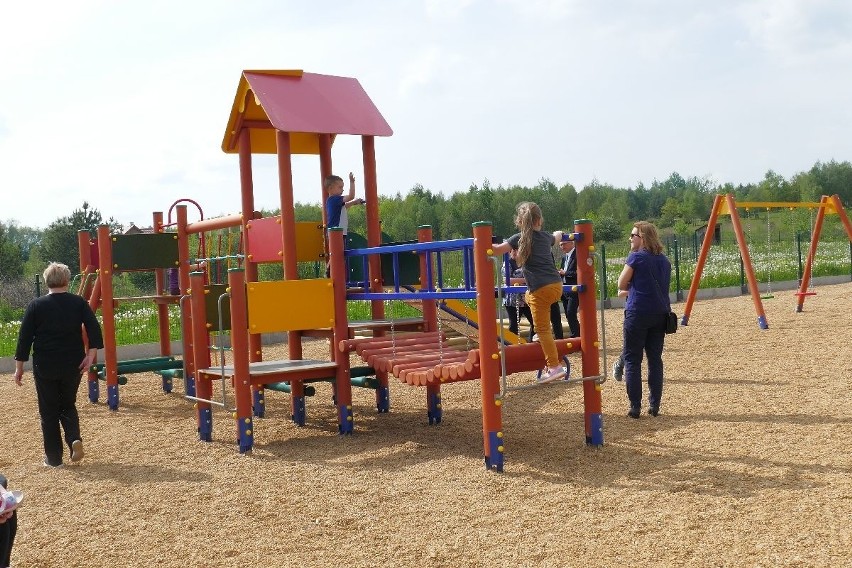 Największy plac zabaw w gminie Miedziana Góra otwarty
