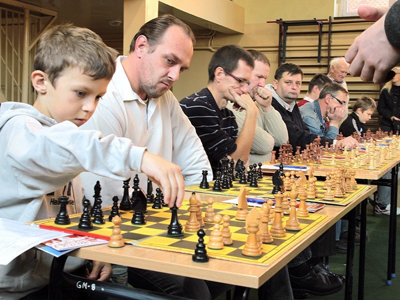 Grudziadz: Super mecz szachowy- mieszkańcy miasta - Rotmistrz Twoja Szkoła