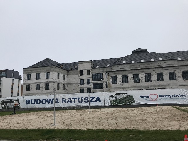 Budowa nowego ratusza w Międzyzdrojach