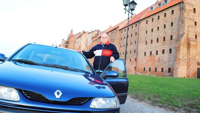 - Płatny parking przy grudziądzkich spichrzach to błąd - mówi Roman Szczepański, kierowca który często parkuje nad Wisłą