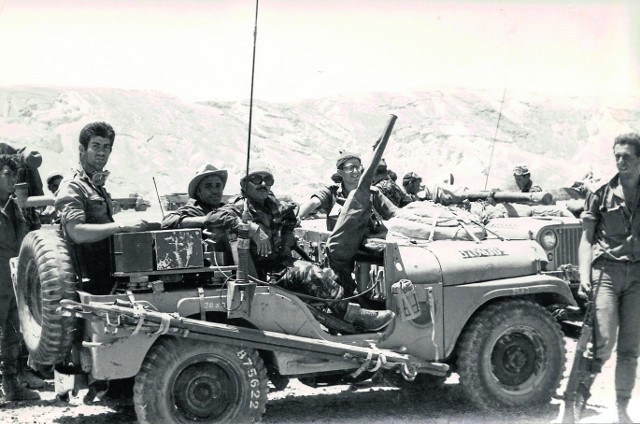 Żołnierze izraelskich sił zbrojnych (Cahalu) podczas Wojny Sześciodniowej