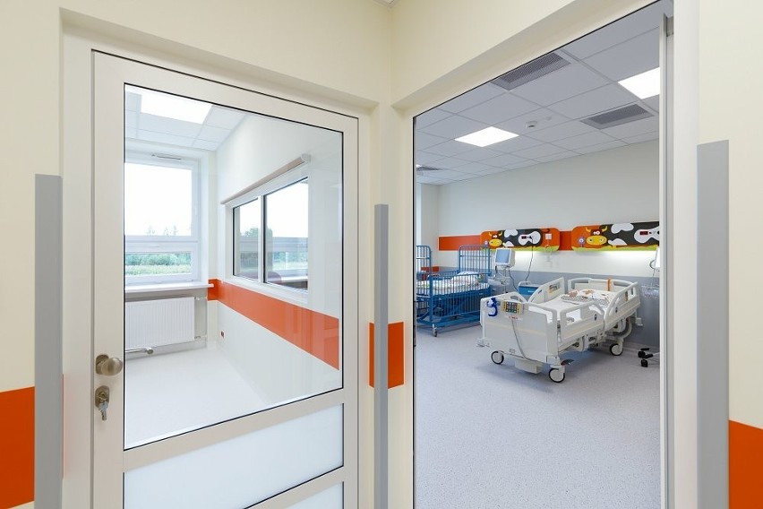 Szpital Powiatowy w Zawierciu zmieni się na Szpital Kliniczny z bazą dydaktyczno-naukową dla studentów medycyny z WSB. WIDEO i ZDJĘCIA