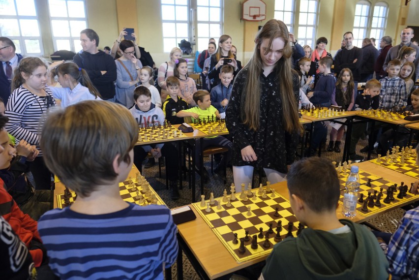 124 dzieci wzięło udział w kolejnym turnieju Międzyszkolnej...