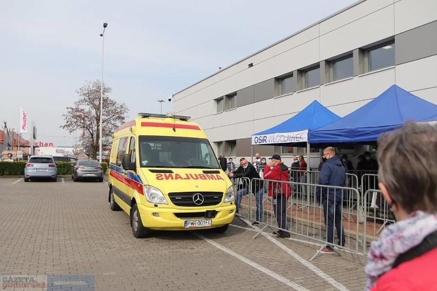 Pierwszego dnia (4 maja) w hali OSiR we Włocławku...