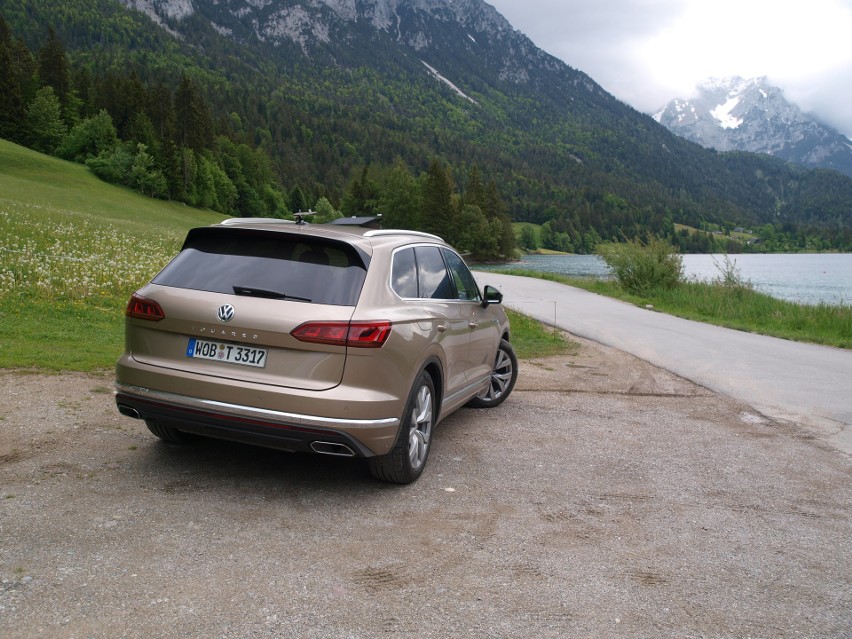 Volkswagen Touareg...