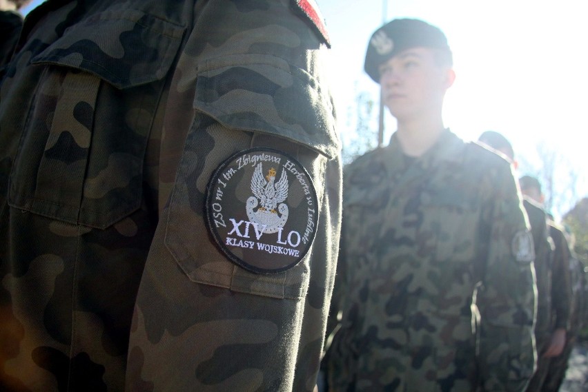 Przyszli żołnierze z XIV LO w Lublinie zainaugurowali nowy rok (ZDJĘCIA)