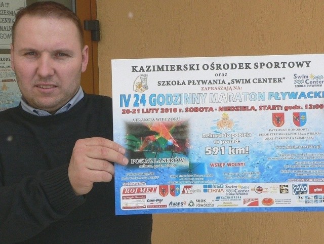 Na jutrzejszy maraton zaprasza szef kazimierskiej pływalni Robert Pleszyński.