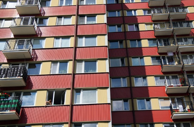 Mieszkania Negocjując cenę używanego mieszkania możemy zaoszczędzić blisko 20 tys. zł.