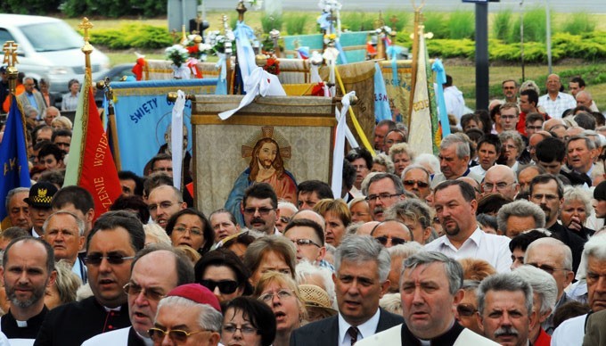 Odsłonięcie pomnika Najświętszego Serca Pana Jezusa [zobacz wideo]