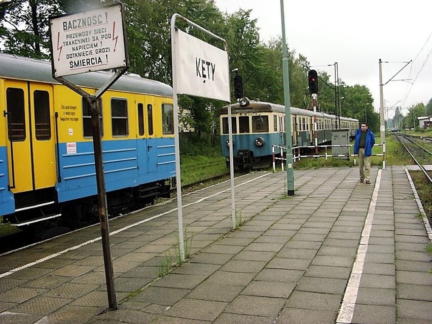 Koniec kultowych pociągów EN57 w Kolejach Śląskich. To już historia ZDJĘCIA