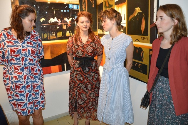 Joanna Kałdan, Agnieszka Wielewska, Natalia Buchta i Barbara Iwańska na otwarciu wystawy
