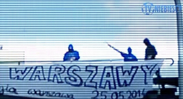Kadry z filmu Inwazja na Warszawę BLUE INVASION OF WARSAW