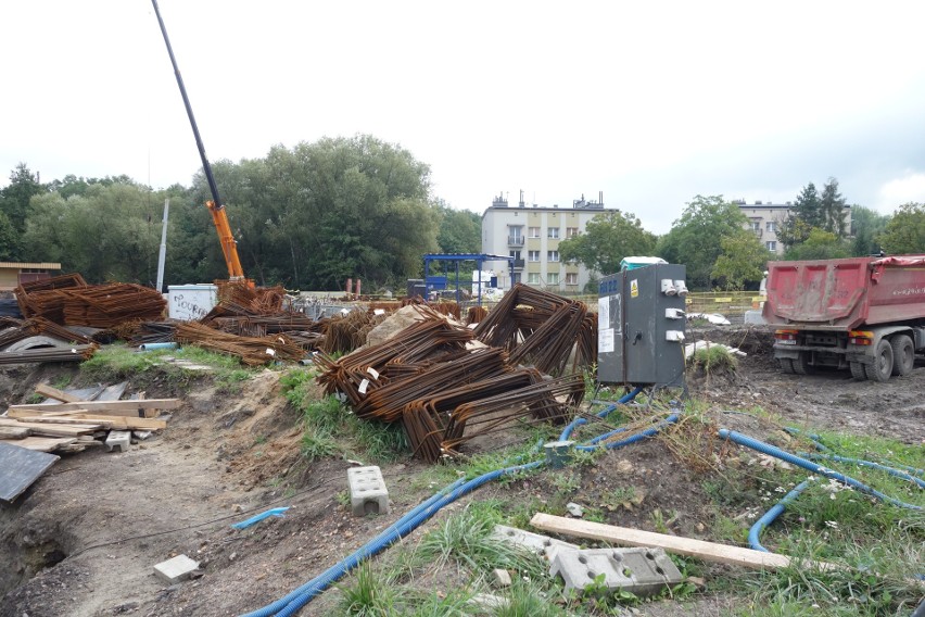 Katowice: wciąż trwa budowa węzła przesiadkowego Brynów