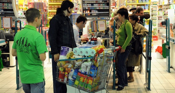 Sklepy stosują różne sztuczki, aby ich klienci kupowali najwięcej. Nie zawsze te sztuczki są uczciwe.