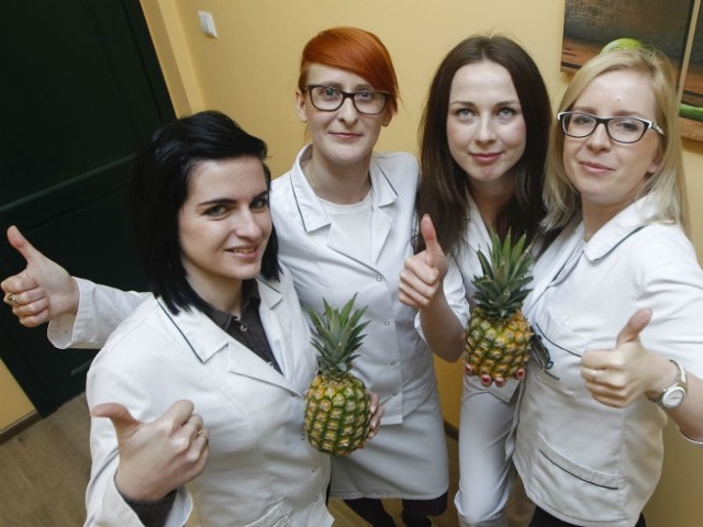 Justyna Pyrcz, Małgorzata Knych, Sylwia Buczkowska i Ewa Muszyńska, pracownicy z Centrum Naturhouse w Rzeszowie 