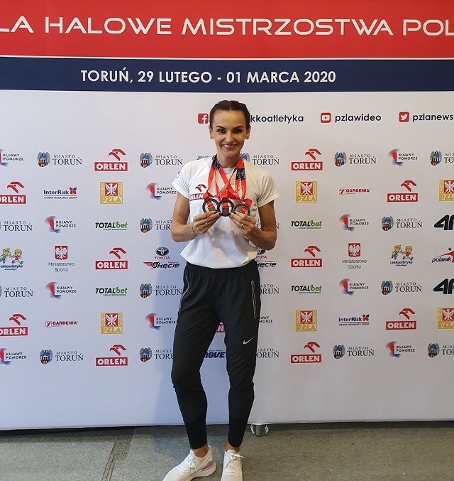 Justyna Święty-Ersetic z trzema złotymi medalami HMP w Toruniu/