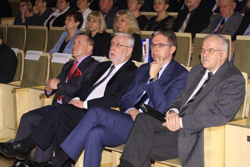 Forum Samorządowe w Kielcach z byłym prezesem Trybunału Konstytucyjnego. "Samorządowcy są ważni"