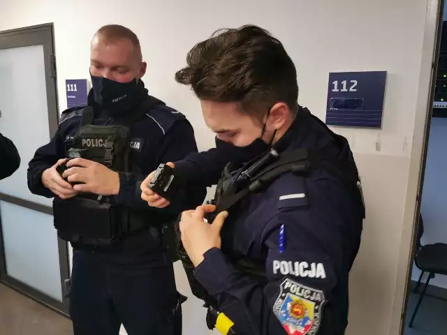 Od lutego każdy łomżyński patrol policji, a wcześniej także te z Suwałk oraz Białegostoku, wyposażony jest w kamerę nasobną