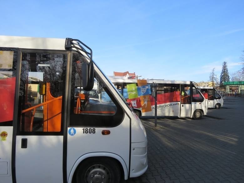 Andrychów zorganizował już dobrze rozwiniętą sieć autobusową...