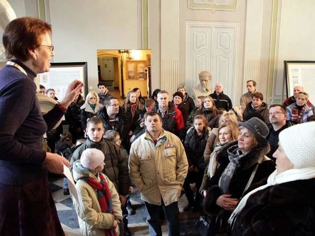 W lutym z okazji Międzynarodowego Dnia Przewodników Turystycznych przewodnik PTTK oprowadził białostoczan po Pałacu Branickich