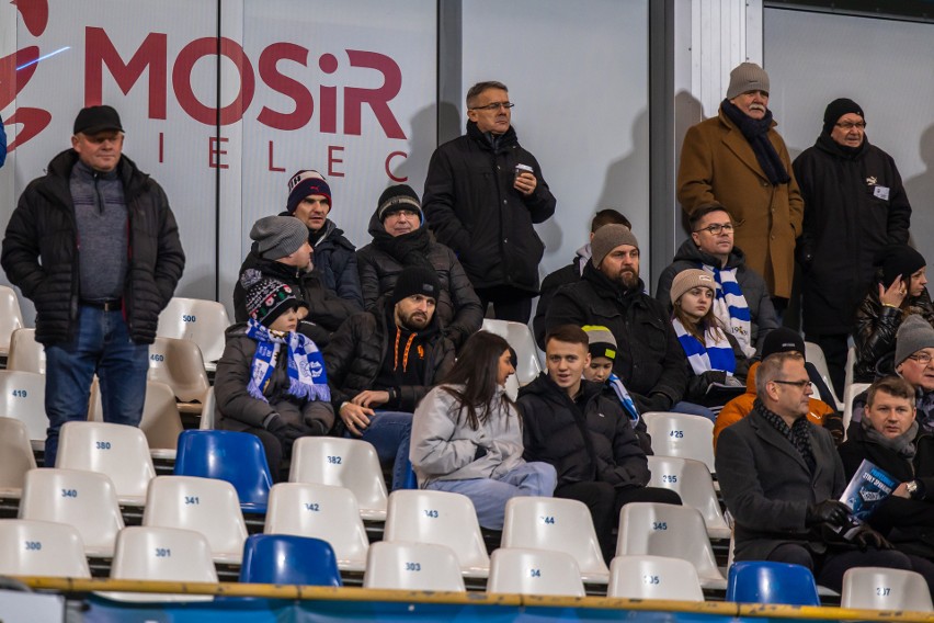 Kibice biało-niebieskich dopisali na meczu z Lechem Poznań