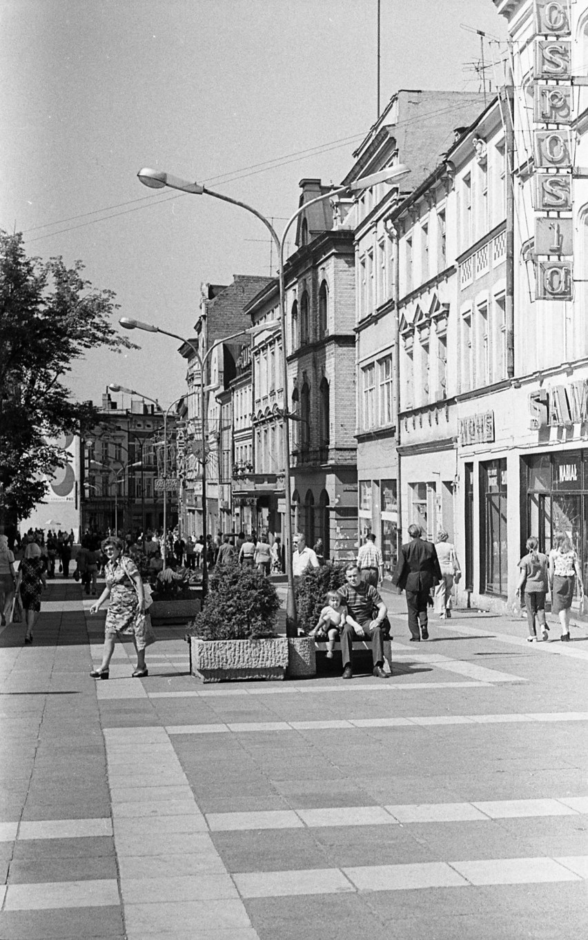 Pamiętacie płyty chodnikowe na zielonogórskim deptaku. Zmarł Bogusław Jaskułowski, twórca takiego wyglądu ścisłego centrum.[ZDJĘCIA]