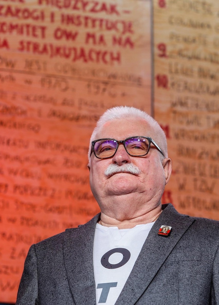 Były prezydent Lech Wałęsa obchodzi dziś 79 urodziny