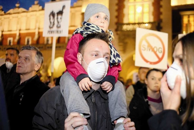 O prawo umożliwiające walkę ze smogiem mieszkańcy Krakowa prosili od wielu lat