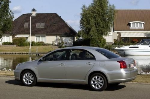 Fot. Toyota: Nabywca Toyoty Avensis Terra z silnikiem diesla...