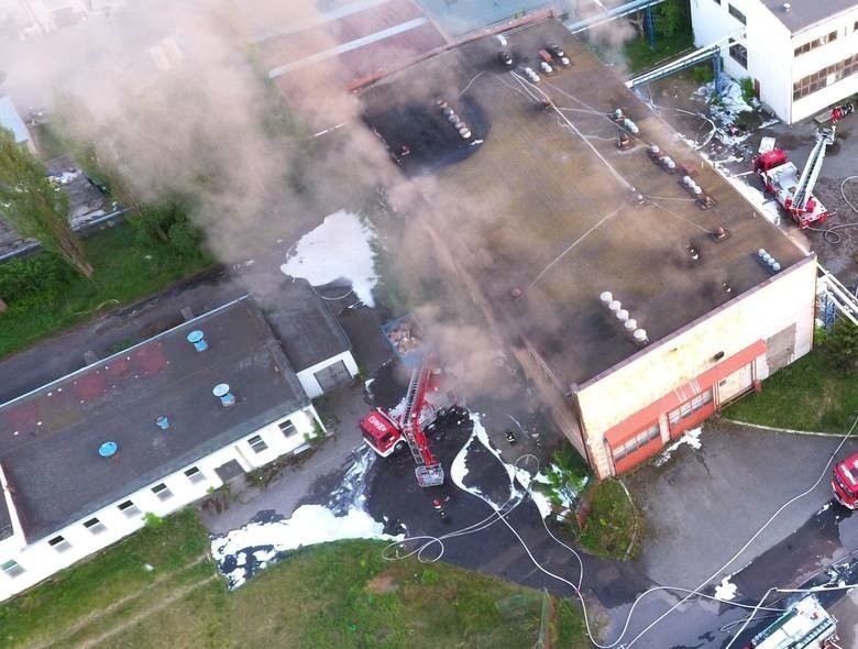 Strażacy zginęli w pożarze przy ul. Poziomej w Białymstoku....