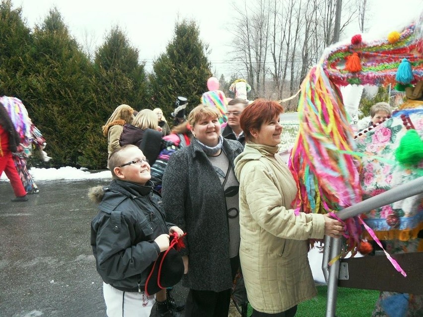 VIII Kolędowanie w Sopotni Małej. Było bardzo kolorowo i radośnie [ZDJĘCIA] 