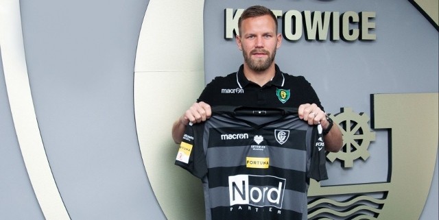 Były środkowy obrońca Korony Kielce Radek Dejmek trafił do GKS Katowice.