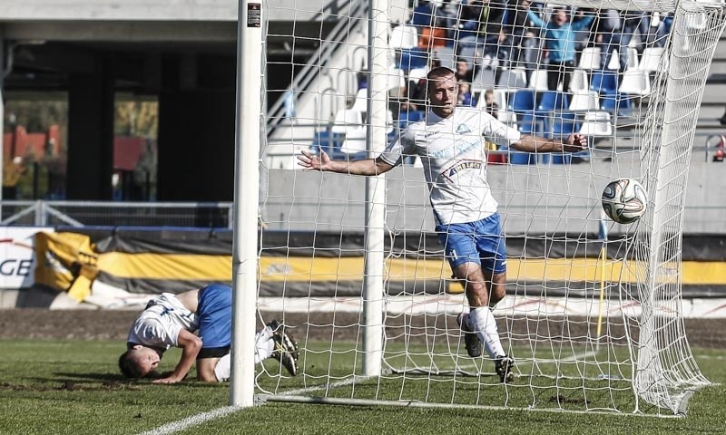 Stal Rzeszów rozbiła u siebie Stal Kraśnik 5:1.