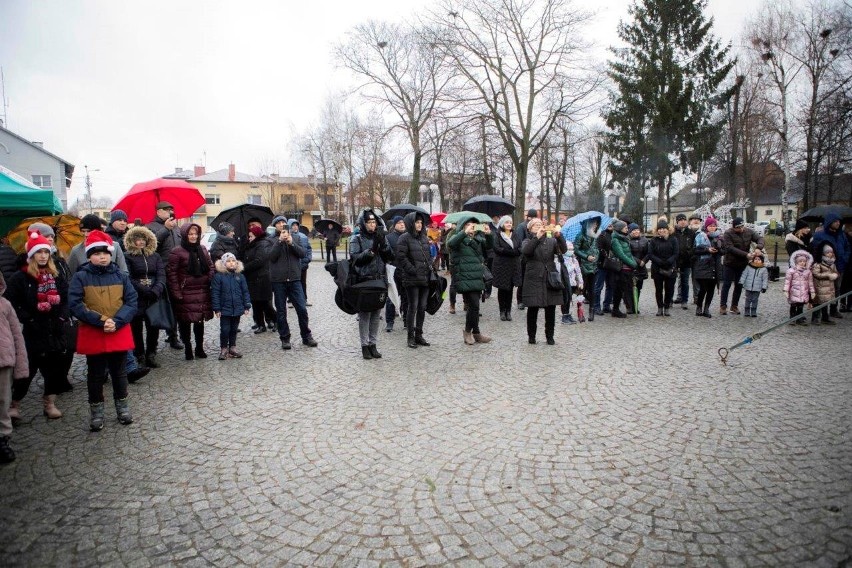 W jedlińsku odbyło się Świąteczne Spotkanie na Rynku.