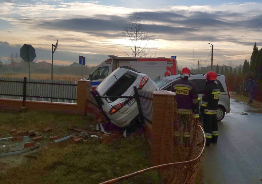 Dwie osoby zostały ranne w wypadku na skrzyżowaniu ulic...