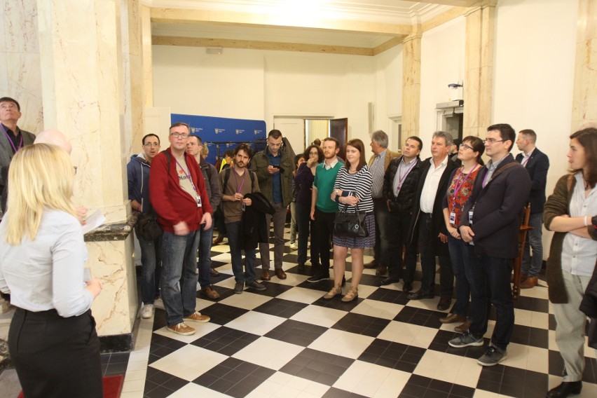Uczestnicy zjazdu spotkali się w Katowicach w sali Sejmu...
