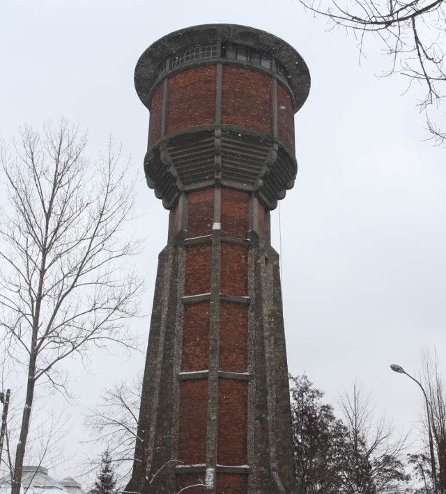 W dawnej wieży ciśnień Kielecki Park Technologiczny chce urządzić kawiarnię i ściankę wspinaczkową.