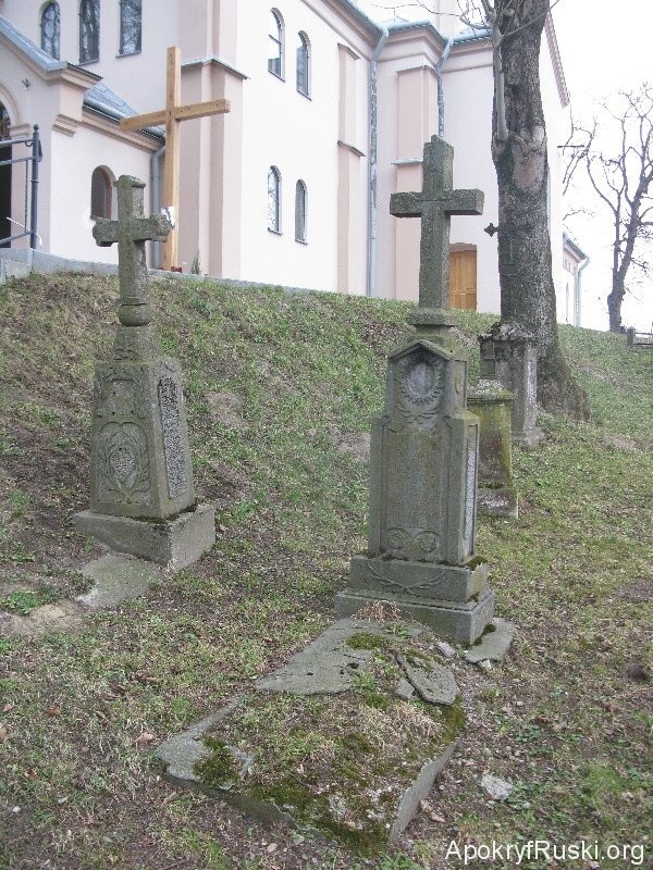 Květa Kubálková-Mervínská z Czech przysłała zdjęć grobów,...