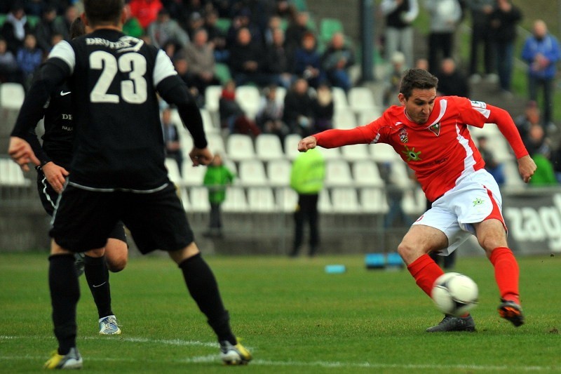 Zagłębie Sosnowiec - Bytovia Bytów 1:1. Remis w meczu na szczycie II ligi [ZDJĘCIA]