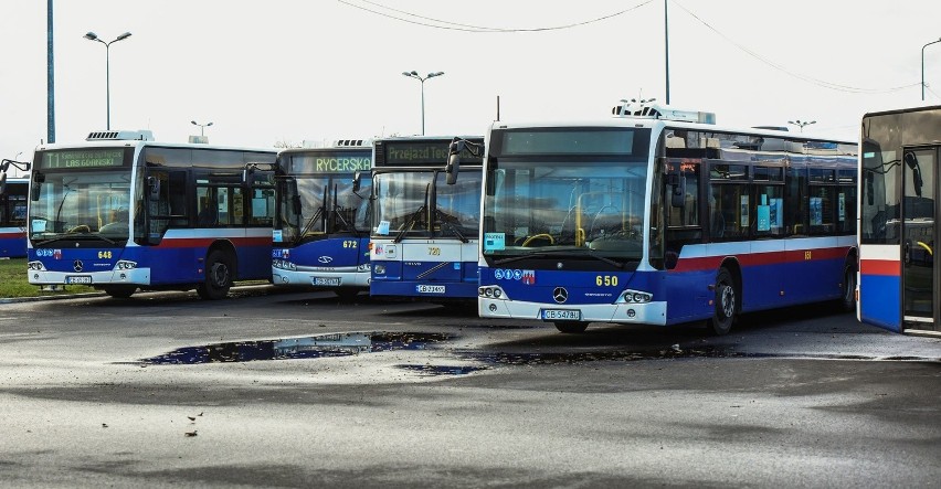 Strajk w MZK. Pracownicy w zajezdni, związkowcy w ratuszu