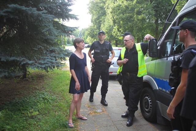 Dorota Rysiewicz, mieszkanka willi na Sołaczu, czuje się nękana przez  kamienicznika. Prokuratura nie widzi problemu
