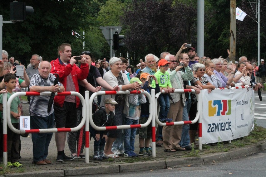 Kolarze wystartowali z Zawiercia [NOWE ZDJĘCIA]