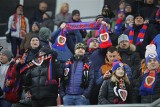 Piast Gliwice – Śląsk Wrocław ZDJĘCIA KIBICÓW Kibicowska elita na stadionie przy Okrzei. Ponad 4 tysiące widzów na meczu w Gliwicach