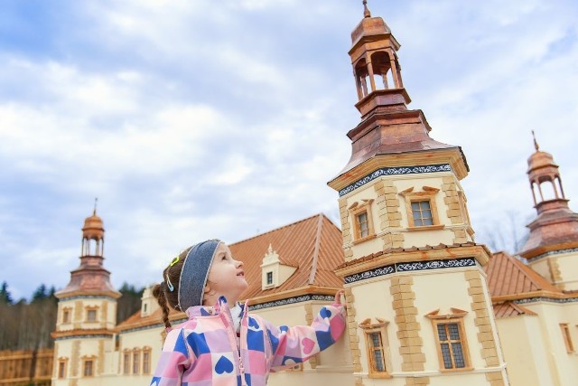 W Parku Miniatur, który 4 czerwca zostanie otwarty w Chrustach, stanie 20 zrekonstruowanych zabytków z terenu województwa, między innymi kielecki Pałac Biskupów Krakowskich.