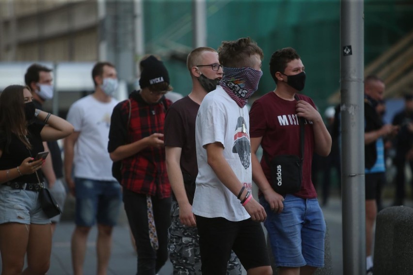 Demonstracja przeciw LGBT w Katowicach....