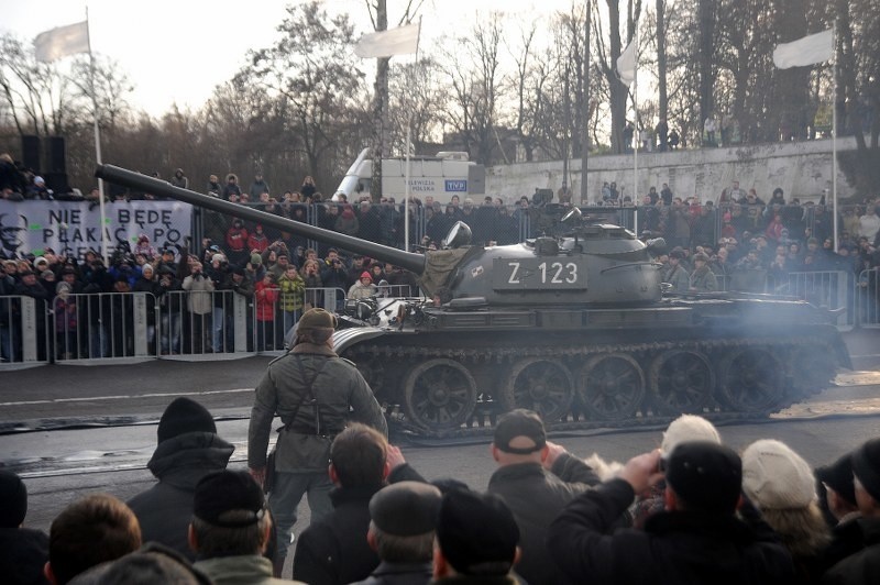 Pacyfikacja szczecińskiej stoczni: inscenizacja