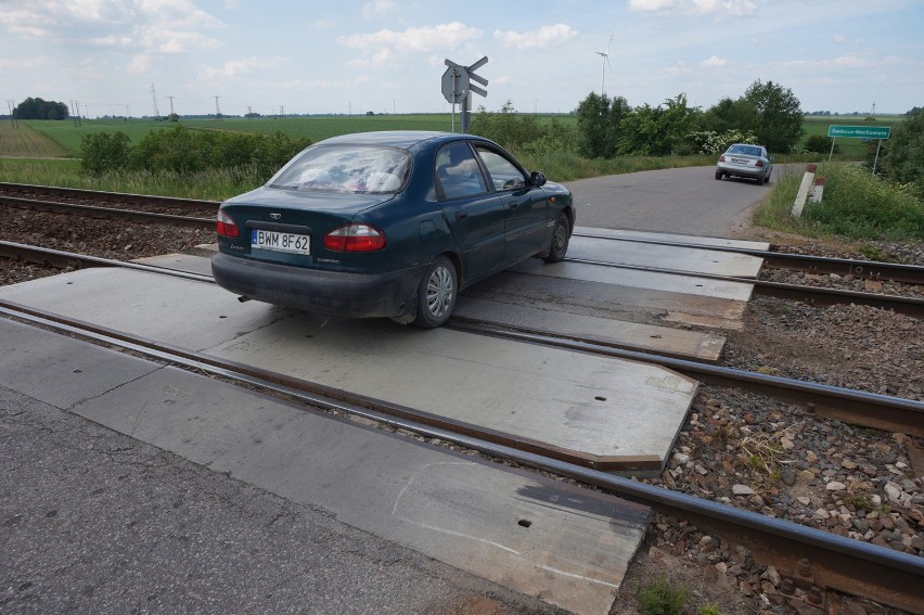 Tragiczny wypadek na przejeździe kolejowym. Matka: Już brakuje mi łez (zdjęcia, wideo)