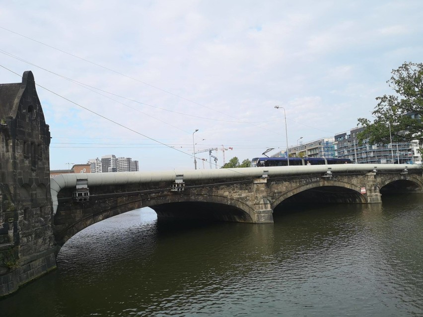 Rusza przebudowa mostu Pomorskiego od strony ul. Grodzkiej