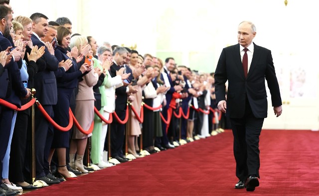 Władimir Putin wciąż sprawuje pełną kontrolę nad elitą rządzącą Rosją